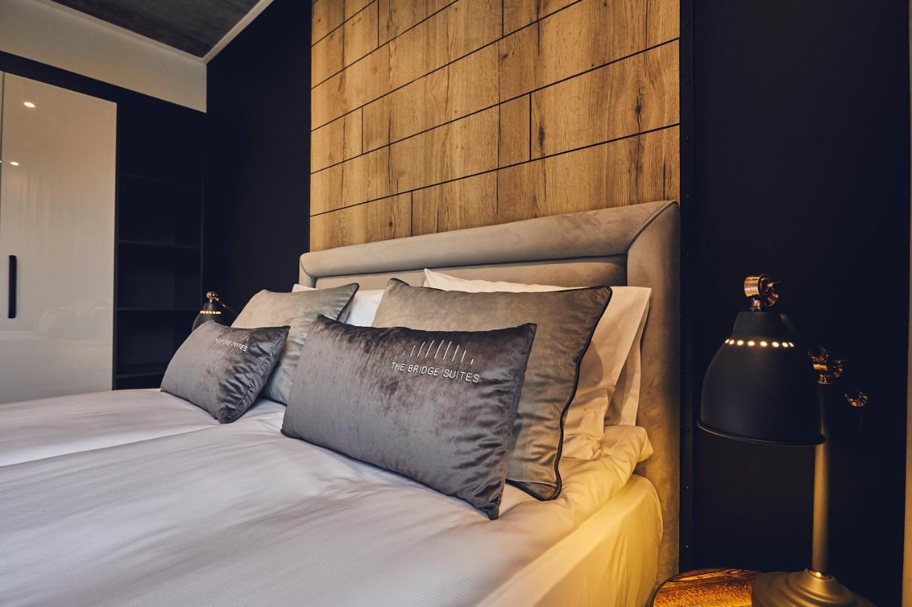The Bridge Suites Hotel Krakow Exterior photo